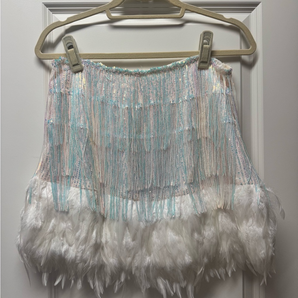 Elegant White Feathered Skirt